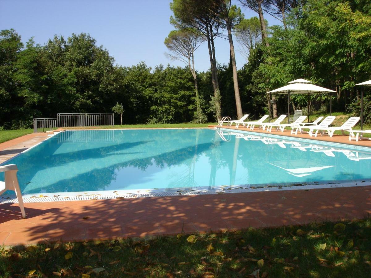 Appartamenti Avanella A 150 Mt Dalla Piscina 150 Mt From Swimming Pool تْشيرتالدو المظهر الخارجي الصورة