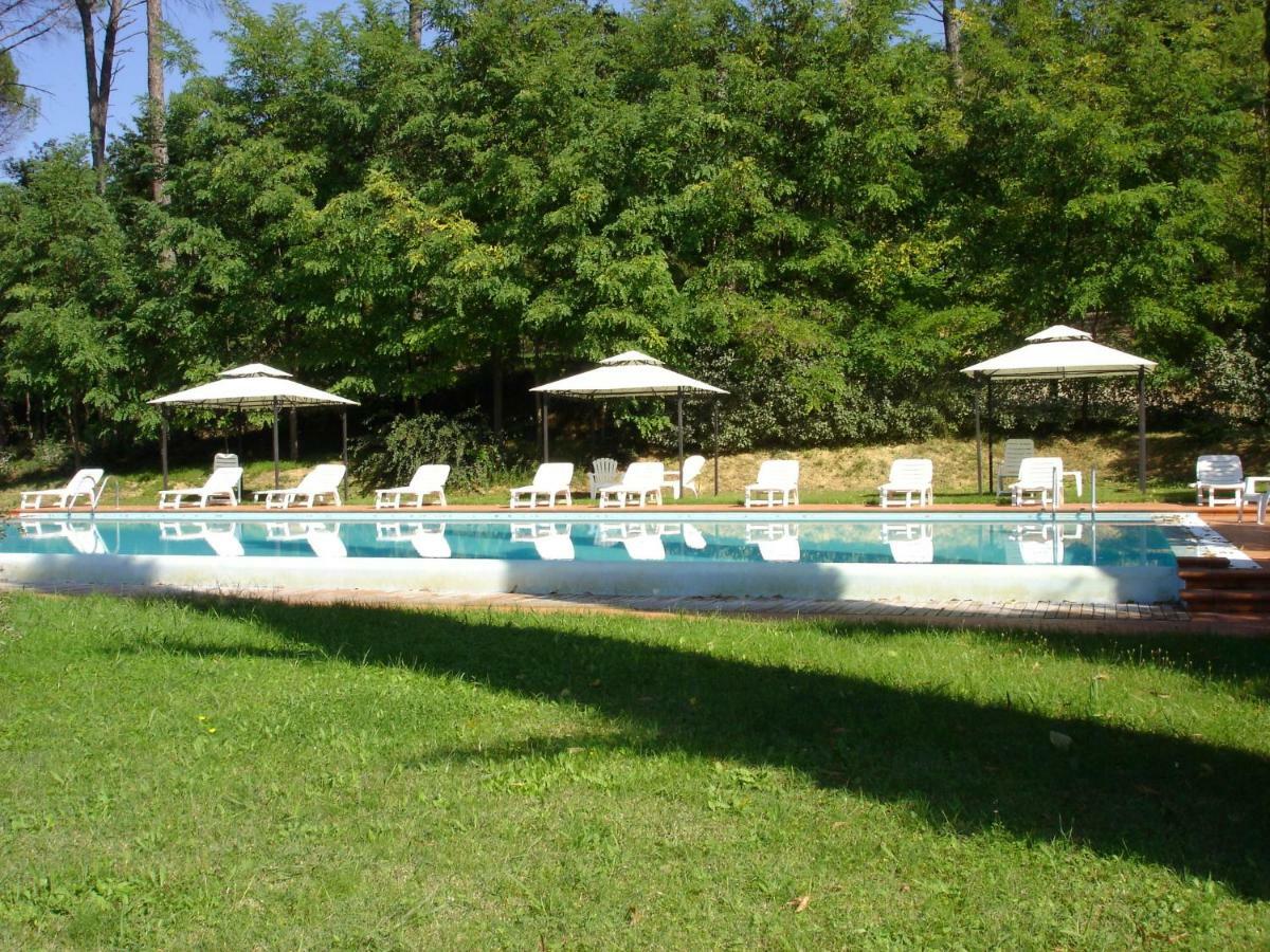 Appartamenti Avanella A 150 Mt Dalla Piscina 150 Mt From Swimming Pool تْشيرتالدو المظهر الخارجي الصورة